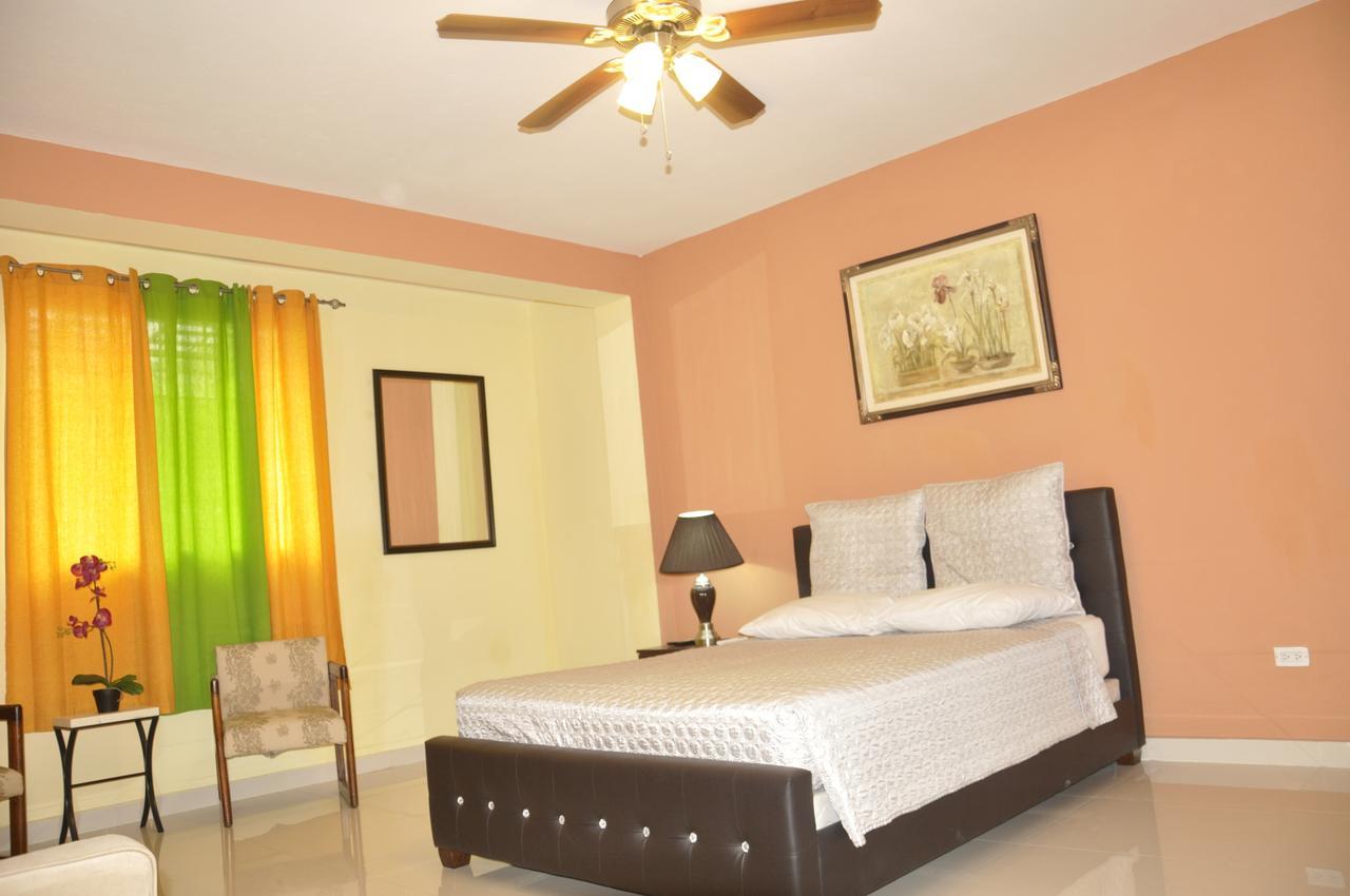 Sams Hotel Port-au-Prince Exterior photo